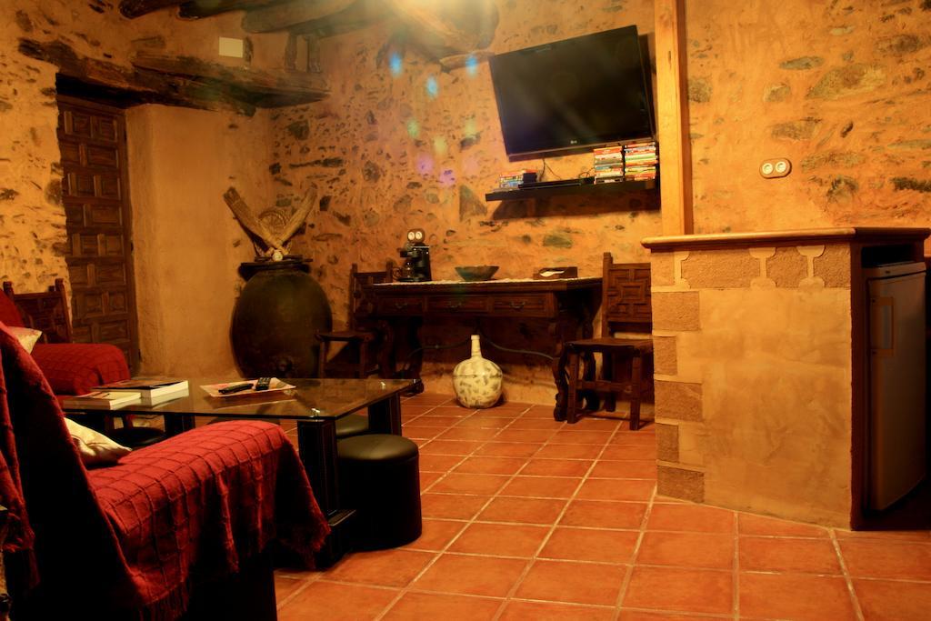 La Boticaria Casa Rural Apartamento Descargamaria ภายนอก รูปภาพ