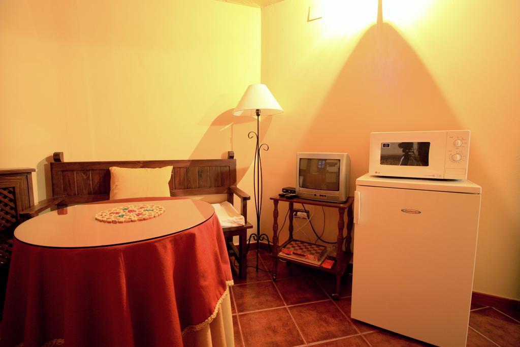 La Boticaria Casa Rural Apartamento Descargamaria ภายนอก รูปภาพ